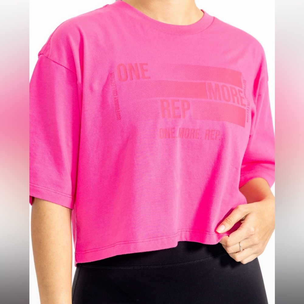 BuffBunny Rep Crop Tee “Pink Crush”